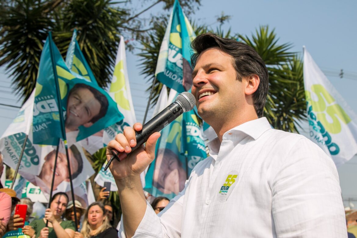 Eduardo dispara na corrida pela Prefeitura de Curitiba, com 31,3% das intenções de voto, 18,5 pontos a frente do segundo colocado, mostra nova pesquisa