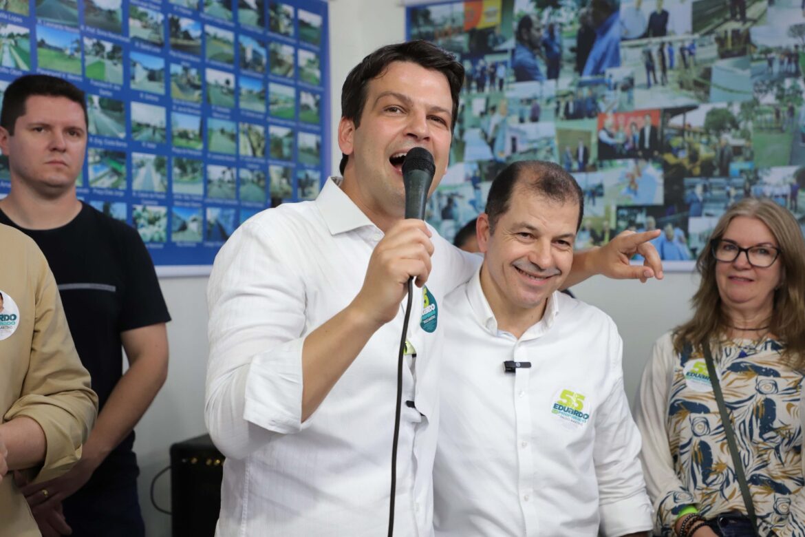 “A onda 55 já começou”, comemora Eduardo em inauguração de comitê no Cajuru