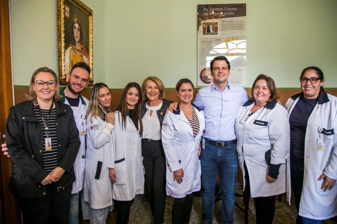 Eduardo Pimentel anuncia medidas para Saúde, Educação e Transporte no primeiro dia oficial de campanha