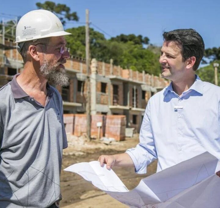 Novas moradias e aluguel social: Eduardo vai garantir casa digna para 20 mil famílias de baixa renda em Curitiba