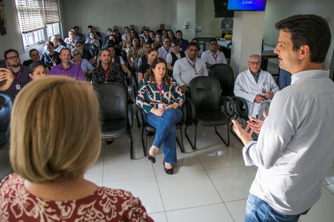 Eduardo diz que a Saúde é prioridade em Curitiba