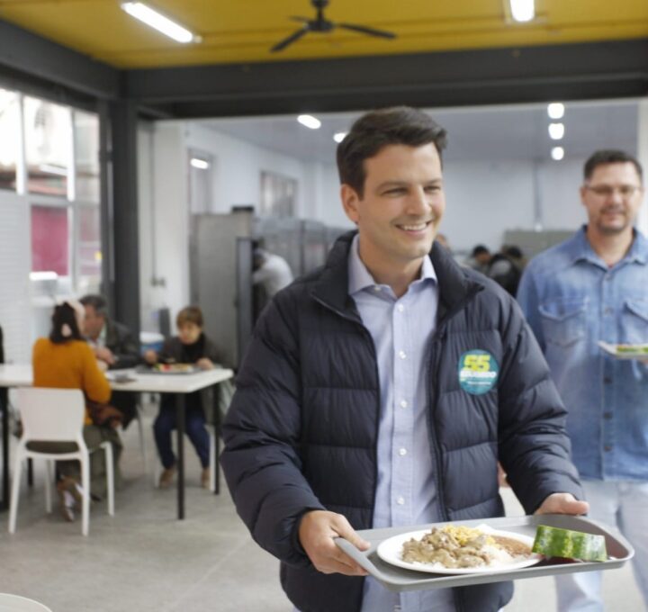 Eduardo anuncia 3º Restaurante Popular em seu governo, agora no Cajuru