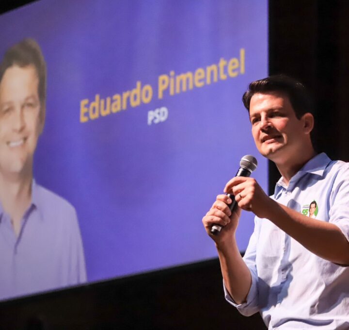 Eduardo anuncia mutirões de emprego para jovens em sabatina na PUC-PR