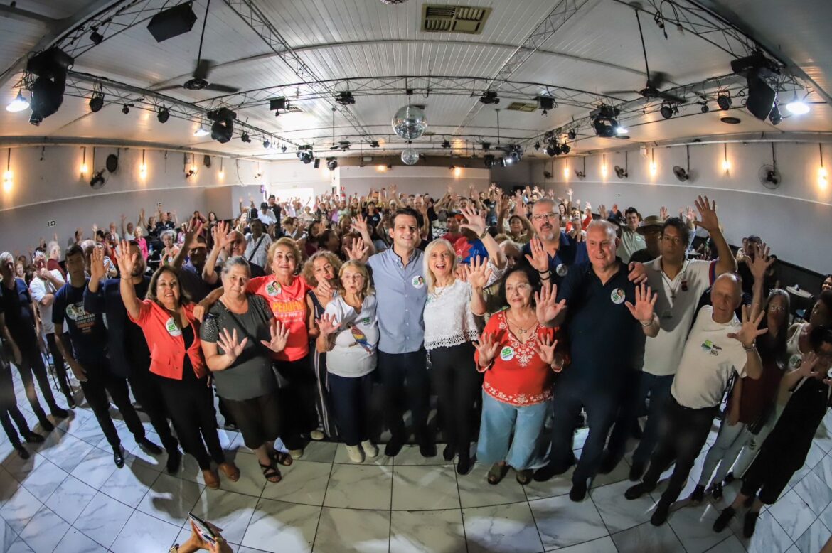 Eduardo dará atenção especial aos idosos com novos centros de convivência e políticas públicas