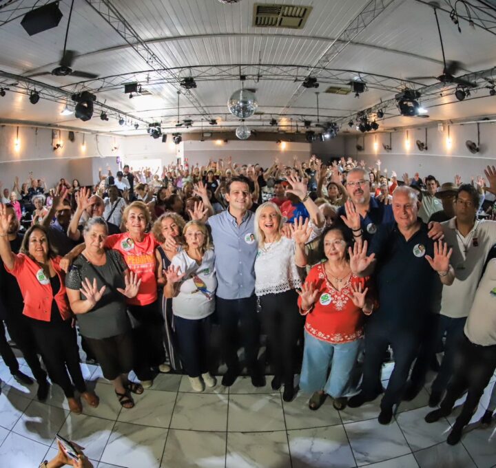 Eduardo dará atenção especial aos idosos com novos centros de convivência e políticas públicas